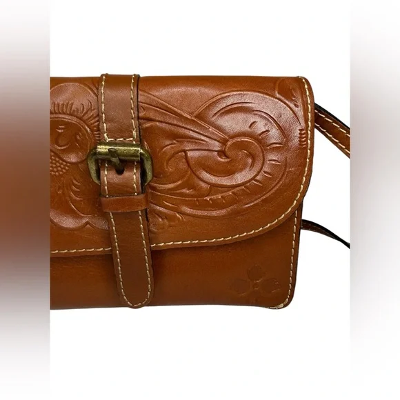 Patricia Nash Torri Leather Crossbody Bag - Picture 3 of 11